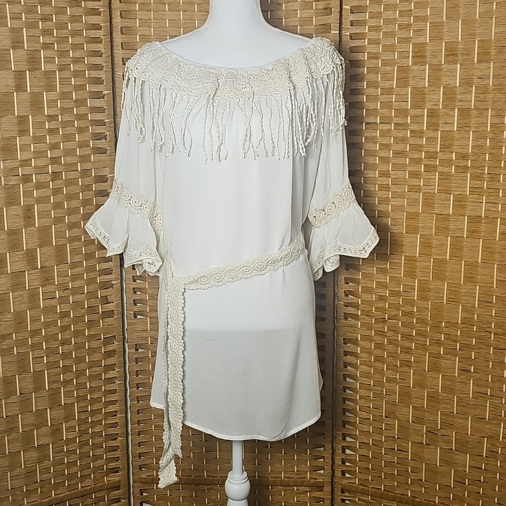 Avani del amour Ivory Fringe Crochet Boho Tunic Top L NWT